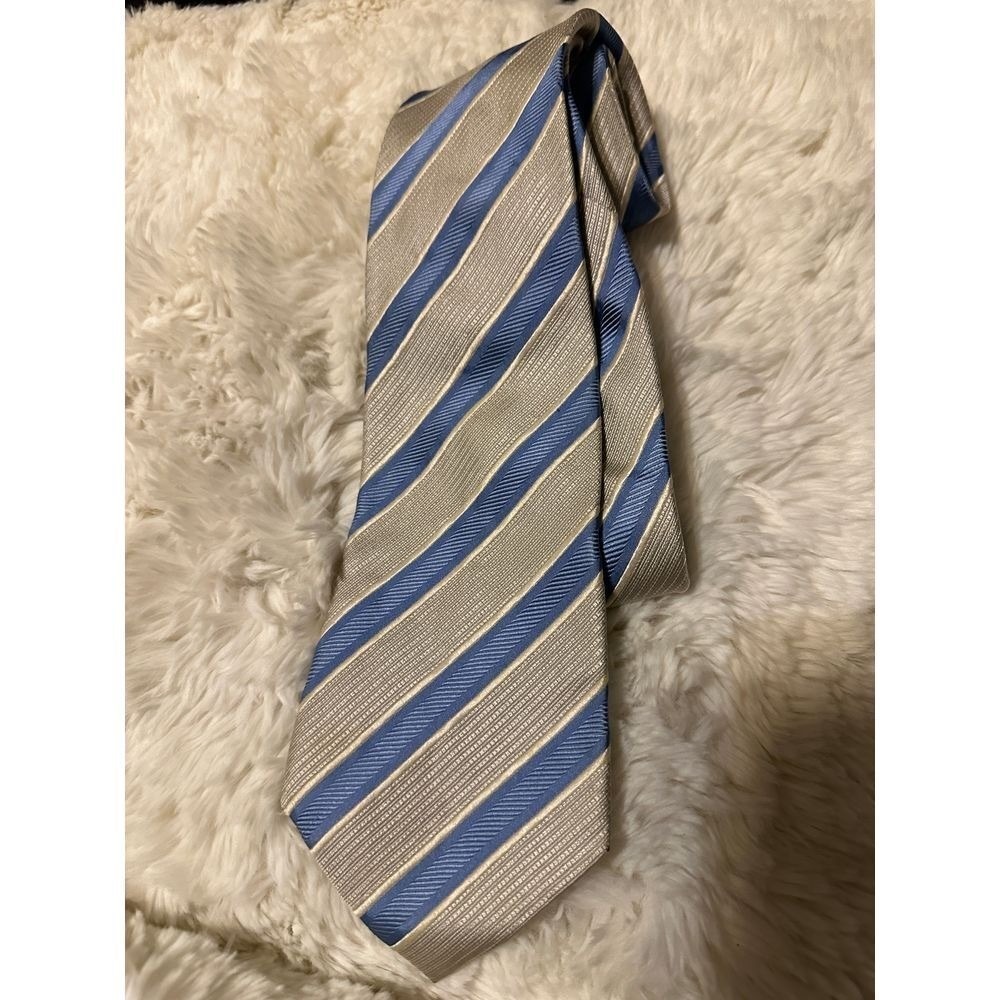 Tasso Elba Elegant Striped Tie Blue and Beige Business Formal Accessory
